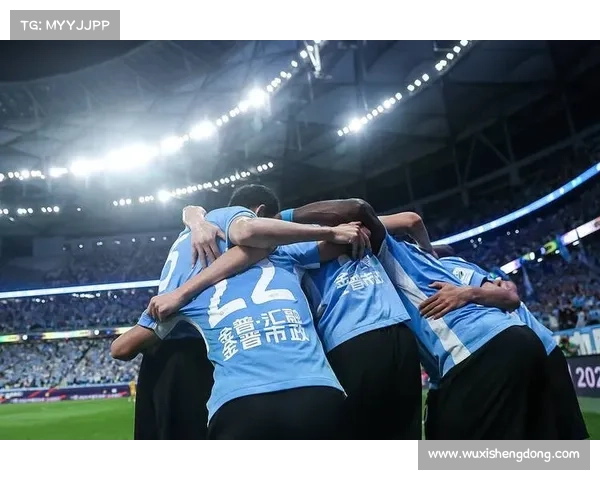 中国足协杯:国安点球7-6险胜大连 老将侯森扑救成关键 中国足协杯:国安点球7-6险胜大连 老将侯森扑救成关键